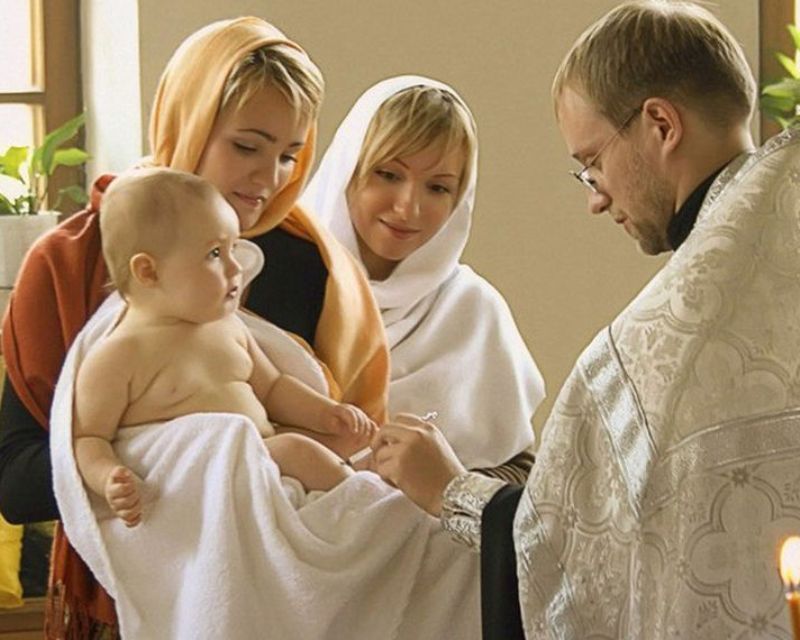Что нужно знать о крещении и о крестных