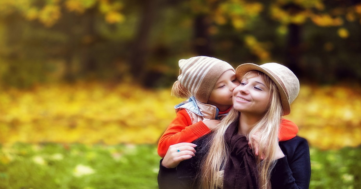 10 способов укрепить отношения между мамой и сыном