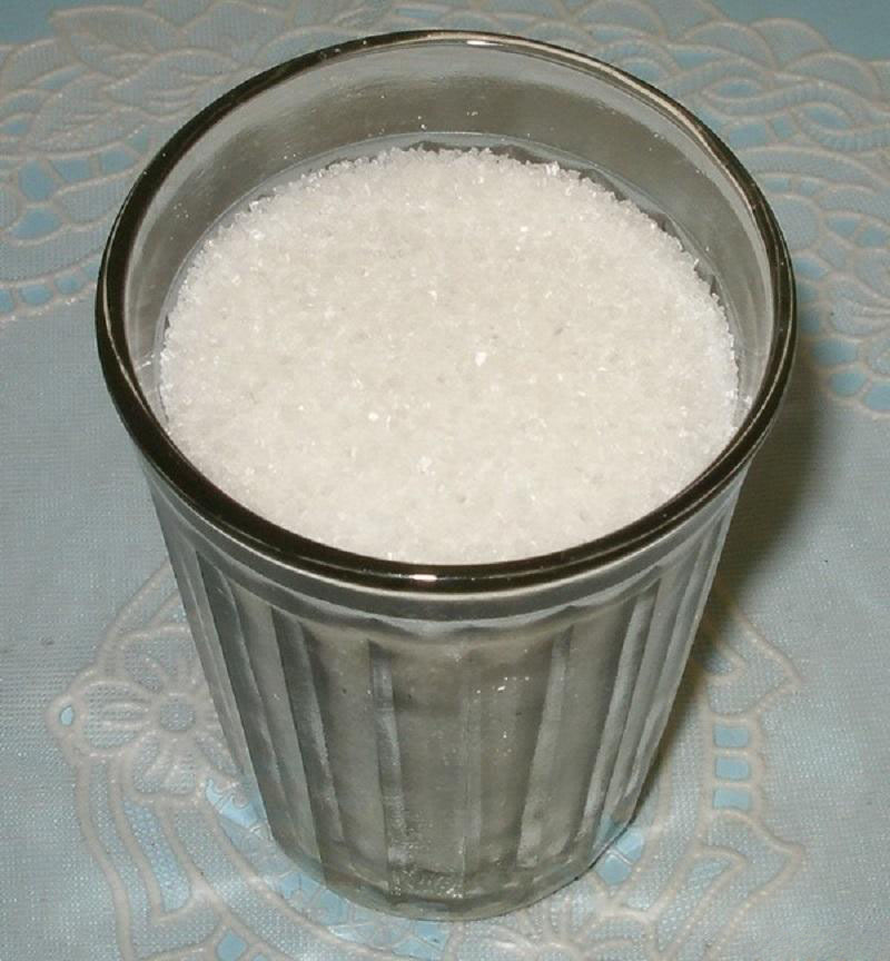 Сахар растительное стакан. Стакан сахара. Стакан сахарного песка. Стакан муки. Соль в стакане.