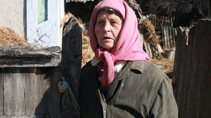 Родные дети многие годы не приезжали к своей матери. Не приехали даже на похороны